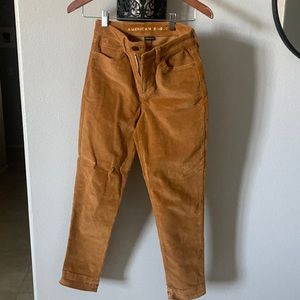 AE Mom Jean